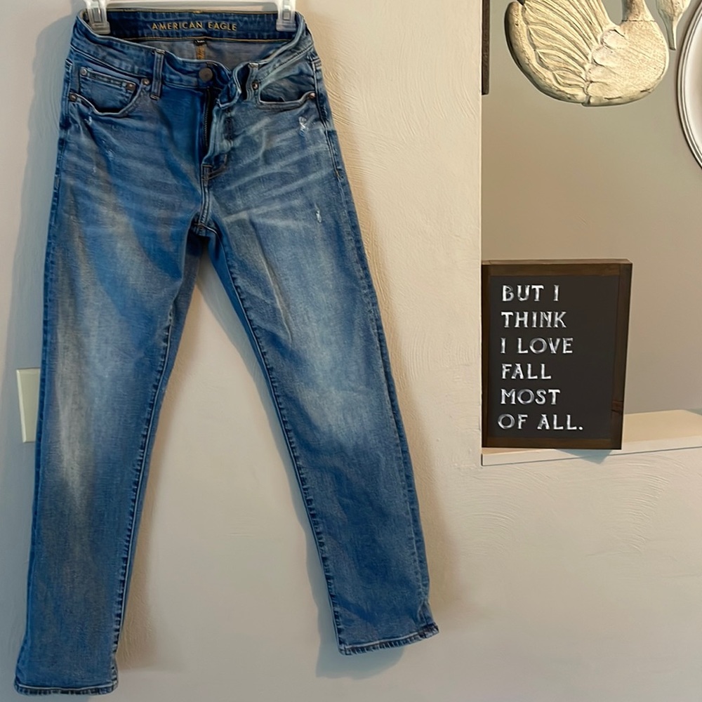 - Mens American Eagle jeans 28x32 original straight flex